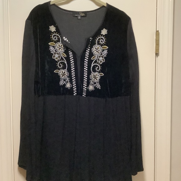 Black Embroidered Tunic - Picture 1 of 3